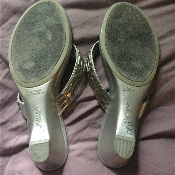 VGUC Reaction “Stud Zone” silver wedges - Picture 4 of 4